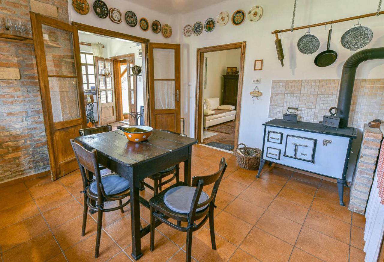 Halháza vendégház Sirok Esterno foto